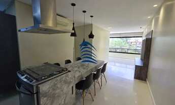 Imagem: Apartamento conta com três quartos, três