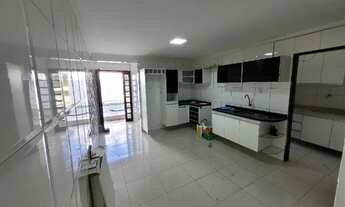 Imagem 2: Casa no São Francisco com Piscina