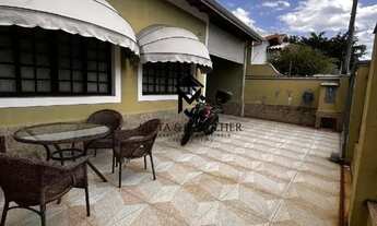 Imagem 3: Casa Residencial à Venda em Parque das Flores, Taubaté 3 Dormitórios, 1 Suíte, 2 Vagas