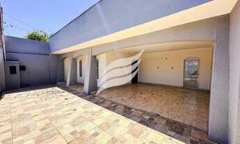 Imagem: Casa espaçosa com 03 suítes à venda no