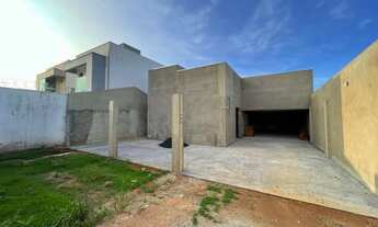 Imagem: Casa Localizada no Bairro Novo Mundo