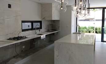 Imagem 4: Casa à venda no condomínio Veredas tem 269 metros quadrados com 4 quartos