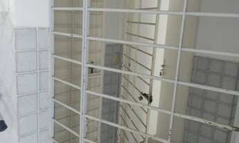 Imagem 2: Apartamento para aluguel possui 75 metros quadrados com 2 quartos em Jardim Atlântico - Ol