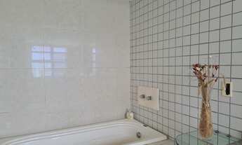 Imagem 6: Apartamento para venda possui 240 metros quadrados com 4 quartos em Casa Forte