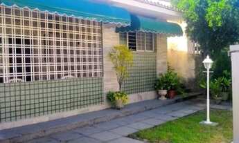 Imagem 4: Casa para Venda em Olinda, Bairro Novo, 6 dormitórios, 1 suíte, 3 banheiros, 3 vagas