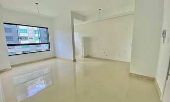 Imagem 3: Apartamento de frente para a praça e prédio novo e nunca usado