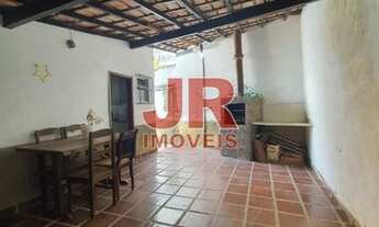 Imagem 3: Ótima casa duplex , 03 quartos, próximo a praia. Para quem deseja investir & Reformar