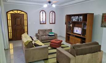 Imagem 2: Embaré-Sobrado isolado amplo e reformado-4 dormitórios,2 suítes, lavabo + edícula + piscin