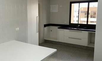 Imagem 6: Apartamento para venda tem 250 metros quadrados com 3 quartos em Centro - Londrina - PR