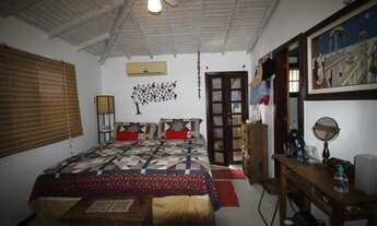 Imagem 7: Casa de condomínio para venda tem 170 metros quadrados com 5 quartos