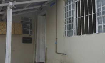 Imagem: Casa fundo para aluguel possui 50 metros