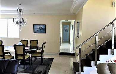 Imagem 3: Belíssima cobertura duplex à venda com 413 m², 5 suítes, piscina, vista mar, vagas, Canela