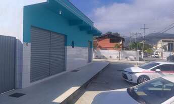 Imagem 6: Lojas no centro muito bem localizadas