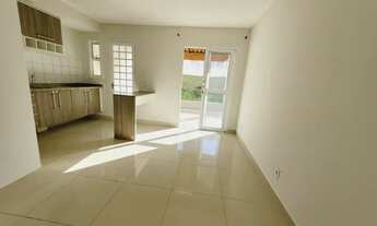 Imagem 3: Casa 2 Quartos com Espaço Gourmet e Quintal Grande no Villa Flora