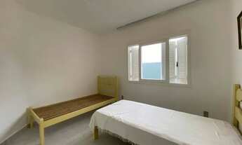 Imagem 7: Elegance Imóveis: Elegante casa térrea com 3 dormitórios, toda em forro laje, em ótima loc