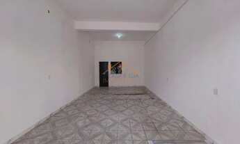 Imagem 4: Loja com aproximadamente 60m², contendo 01 Banheiros 01 cozinha próximo ao centro comercia