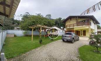 Imagem: CASA COM 3 DORMITÓRIOS / TERRENO GRANDE