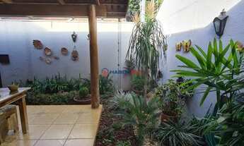 Imagem 5: Garagem coberta para 04 carros