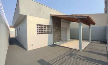 Imagem: Casa nova em lote de 260 m² pode financiar