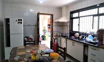 Imagem 7: Casa com 4 dormitórios , 2 vagas, quintal com churrasqueira na Saude