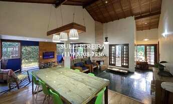 Imagem 7: Casa de condomínio para venda tem 220 metros quadrados com 4 quartos