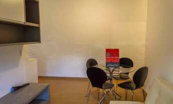 Imagem 7: Flat na Berrini, prox a Estação Berrini da CPTM, rodeado de grandes escritórios