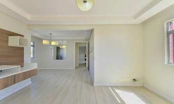 Imagem 2: Apartamento com 3 dormitórios à venda com 116m² por R$ 498.000,00 no bairro Água Verde - C