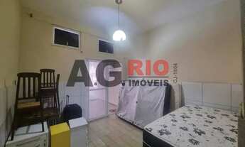 Imagem 4: Casa em Condomínio-LOCAÇÃO-Marechal Hermes-Rio de Janeiro-RJ