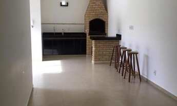 Imagem 2: Casa para venda possui 160 metros quadrados com 3 quartos em Bosque dos Buritis - Uberlând