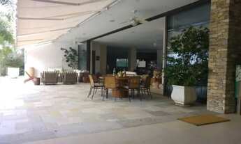 Imagem 5: Mansão acolhedora com 09 quartos no Condomínio de Luxo: Uma Obra de Arte Viva!