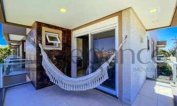 Imagem 3: Elegance Imóveis: Elegante Sobrado localizado no centro de Xangri-lá