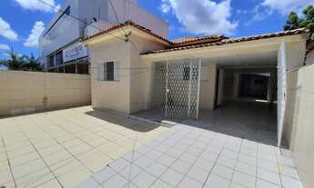 Imagem: Casa para venda possui 240 metros quadrados