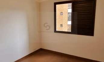 Imagem 4: Apartamento renovado com 3 suítes e 2 vagas