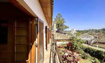 Imagem 7: Casa480m² contendo 7 dormitórios 3 suítes e 4 vagas-Campo Belo