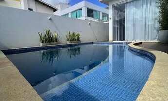 Imagem: Casa com 4 quartos e piscina no Condomínio