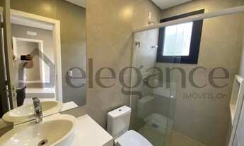 Imagem 4: Elegance Imóveis: Elegante casa estilo sobrado com 4 suítes, nunca habitada, em condomínio