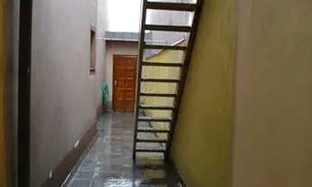 Imagem 7: Lindo Sobrado triplex com piscina, semi - geminado, entrada lateral, portão automático e i