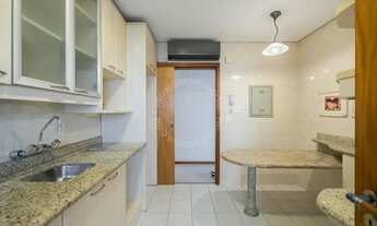 Imagem 7: PORTO ALEGRE - Apartamento Padrão - Passo Da Areia