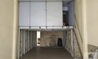 Imagem 3: ótimo salão comercial de 80,00m2 na Rua Coronel Diogo , com portão automático