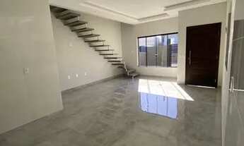 Imagem 2: Ótimo sobrado à venda no bairro Ingleses em Florianópolis. Imóvel possui 90 m² de área pr