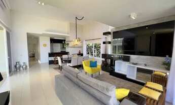 Imagem 4: Elegance Imóveis: Belíssima casa mobiliada e decorada com 4 dormitórios suítes