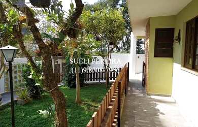 Imagem 4: Casa de condomínio para aluguel e venda possui 472 metros quadrados com 5 quartos