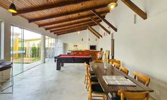 Imagem 3: Elegance Imóveis: Casa térrea com 3 suítes, mobiliada, 1 quadra do mar na praia de Xangri