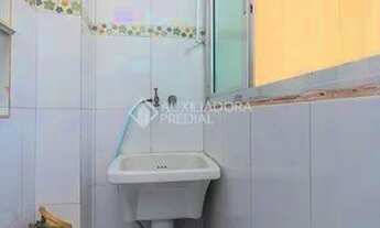 Imagem 5: Apartamento para aluguel possui 65 metros quadrados com 3 quartos em Jardim Itu - Porto Al