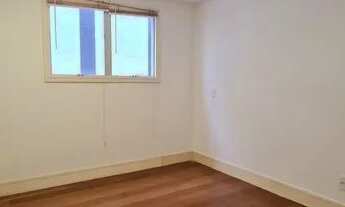 Imagem 6: Apartamento para venda tem 135 metros quadrados com 3 quartos em Centro - Florianópolis