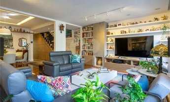 Imagem 1: Casa Espaçosa e reformada na melhor localização dos Jardins