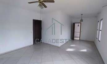 Imagem 4: Sobrado para aluguel possui 140 metros quadrados com 3 quartos