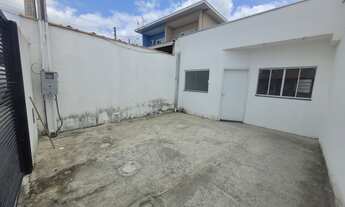 Imagem 3: Ótima casa térrea para venda possui 70 metros quadrados com 2 quartos, suíte