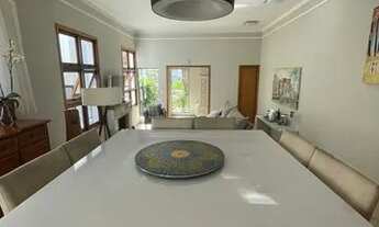 Imagem 2: Casa maravilhosa, com 3 dormitórios, sendo 3 suítes , uma master com banheira, sala ampla