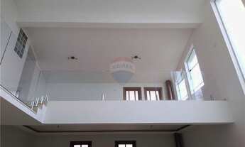 Imagem 3: Casa ampla , contemporânea , próxima a portaria!